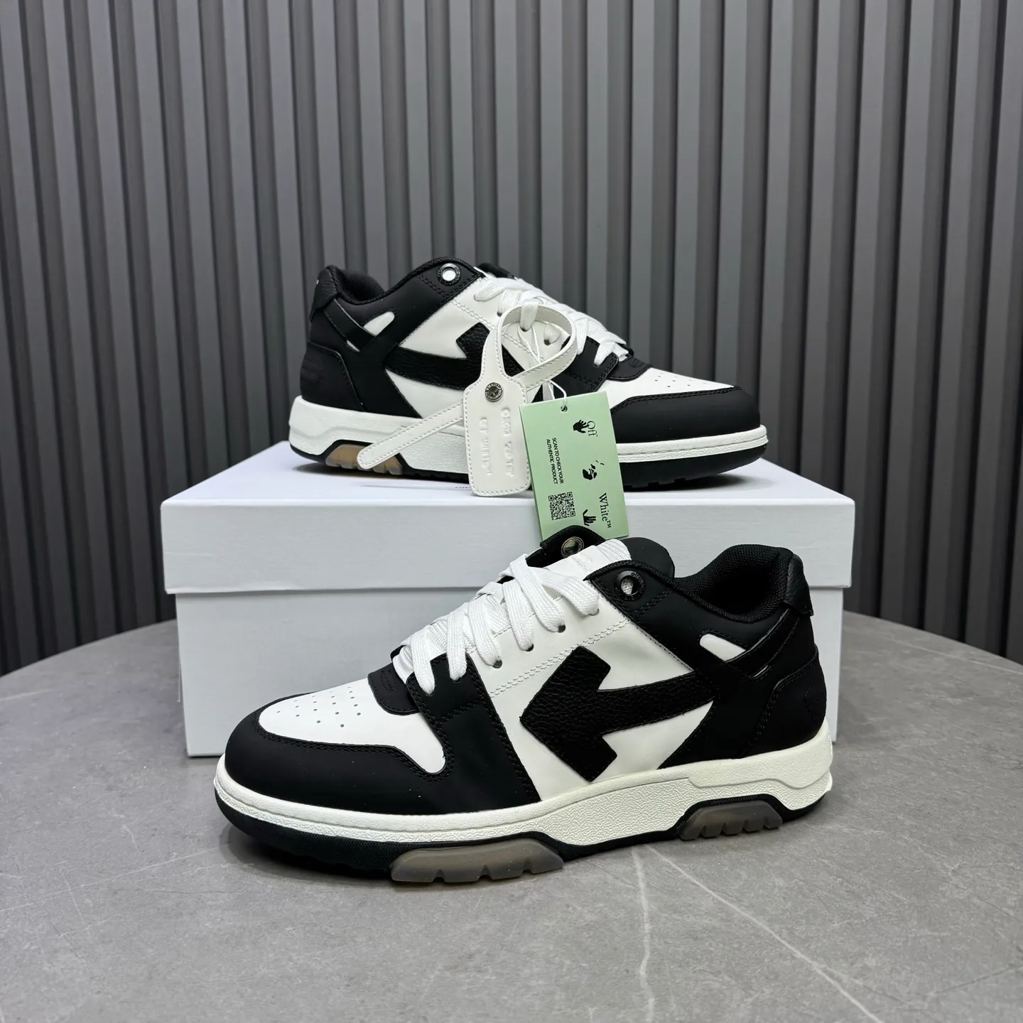 P620 OFF WHITE⚡️Couple model⚡️35-40 women’s model 39-46 men’s model